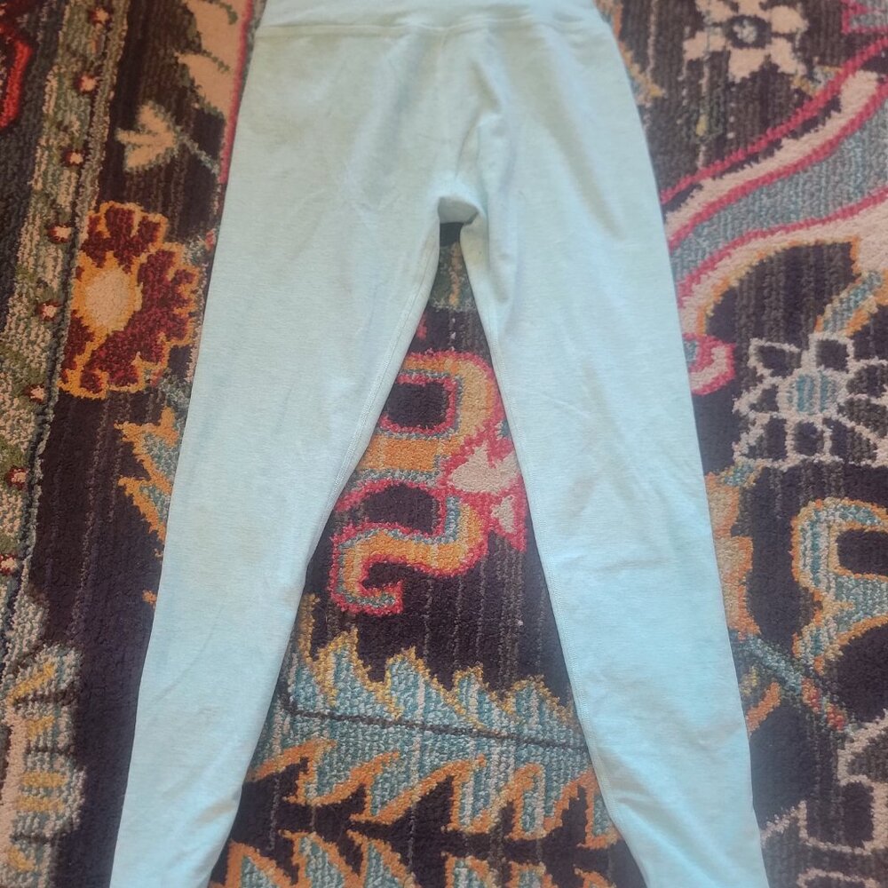 Beyond yoga bundle - Picture 9 of 16